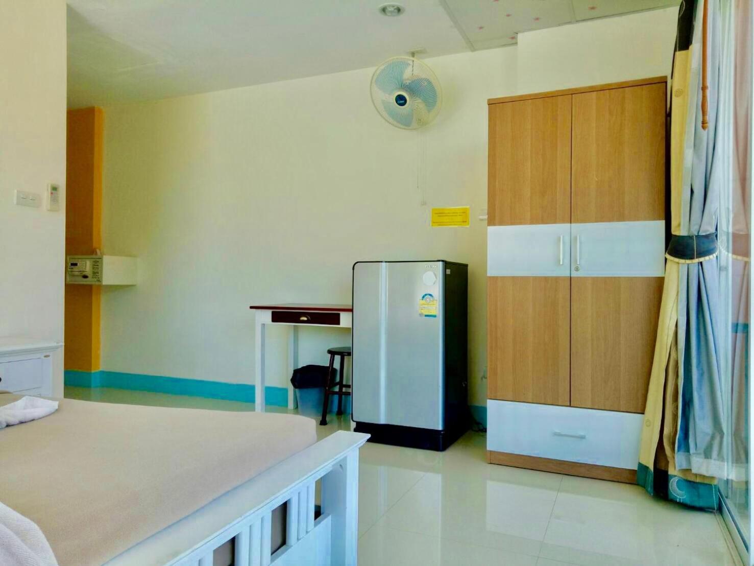 J Apartment Ao Nang Exterior foto